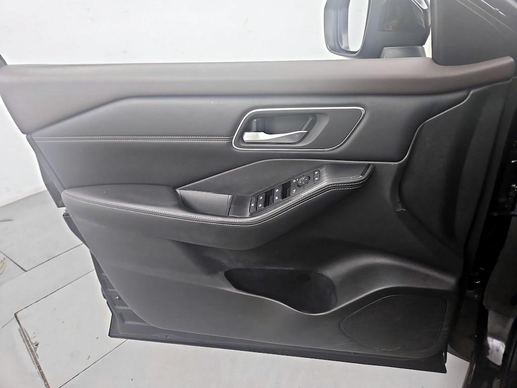 used 2021 Nissan Rogue car, priced at $22,998