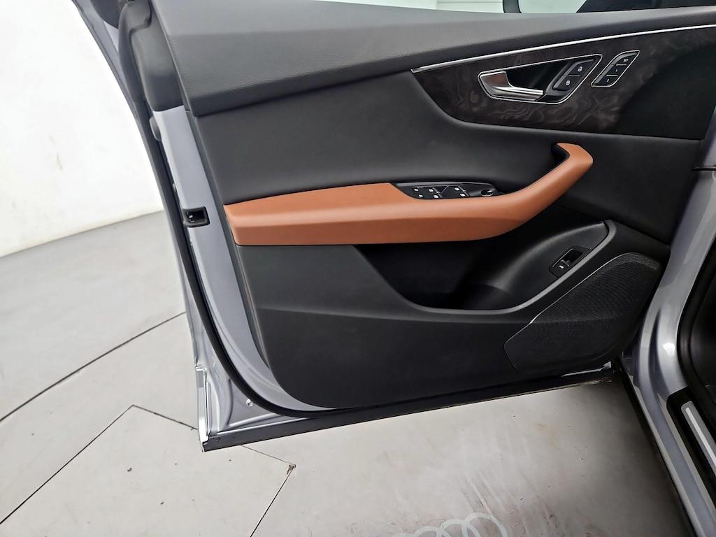 used 2022 Audi Q8 car, priced at $50,998