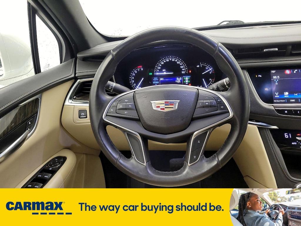 used 2017 Cadillac XT5 car, priced at $17,998