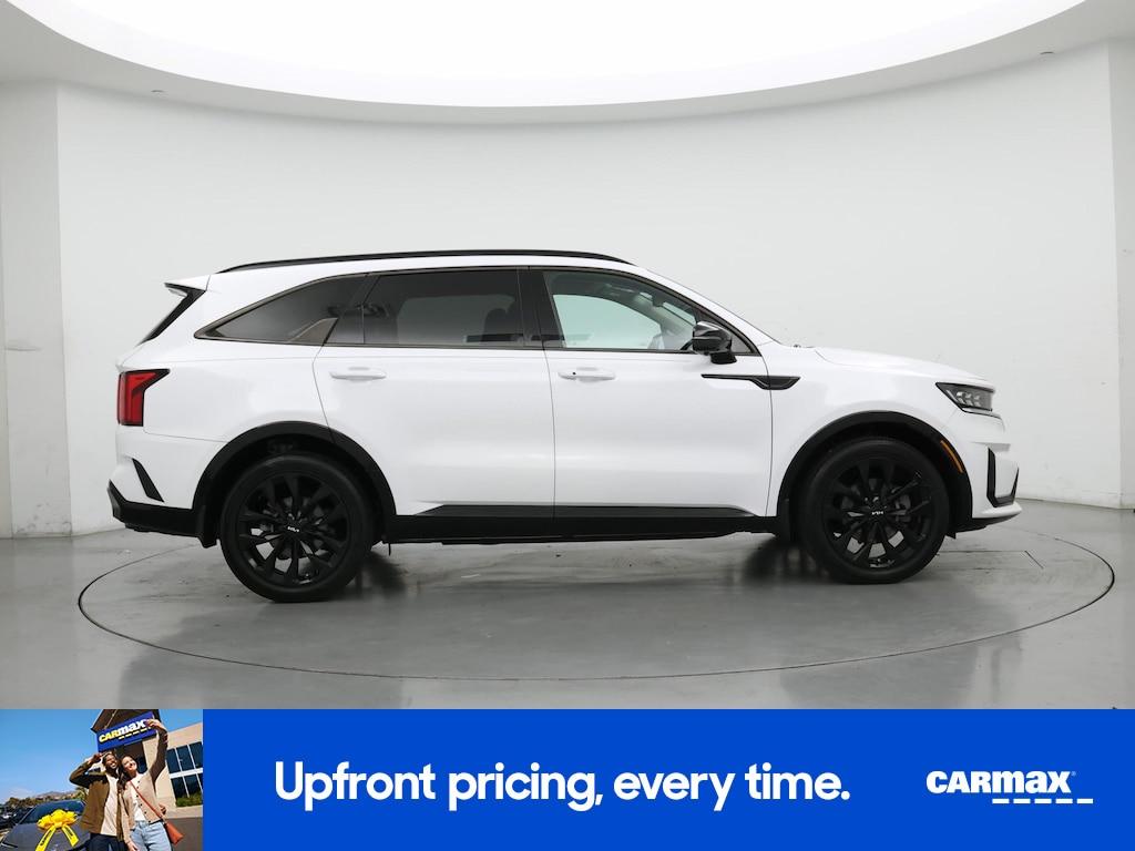 used 2022 Kia Sorento car, priced at $29,998
