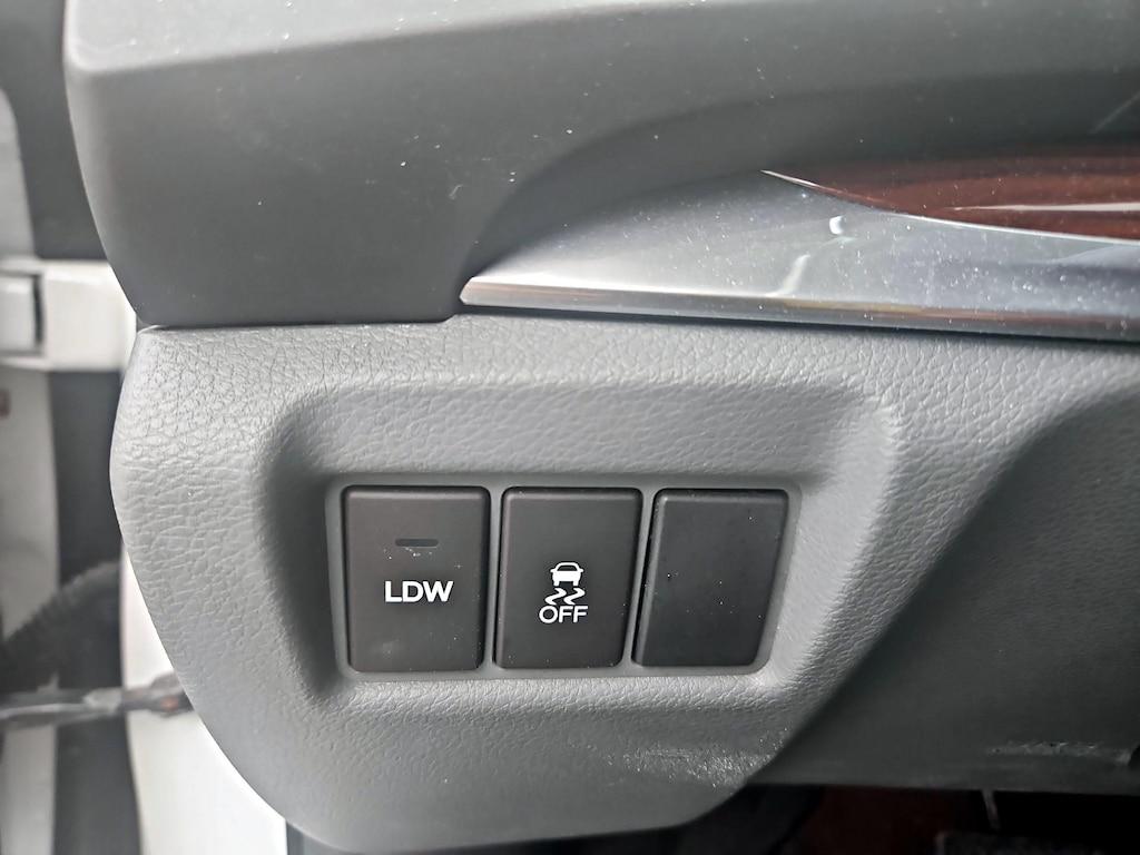 used 2014 Acura MDX car, priced at $20,998