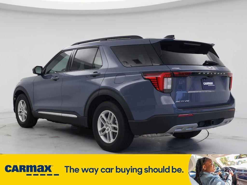 used 2025 Ford Explorer car, priced at $39,998