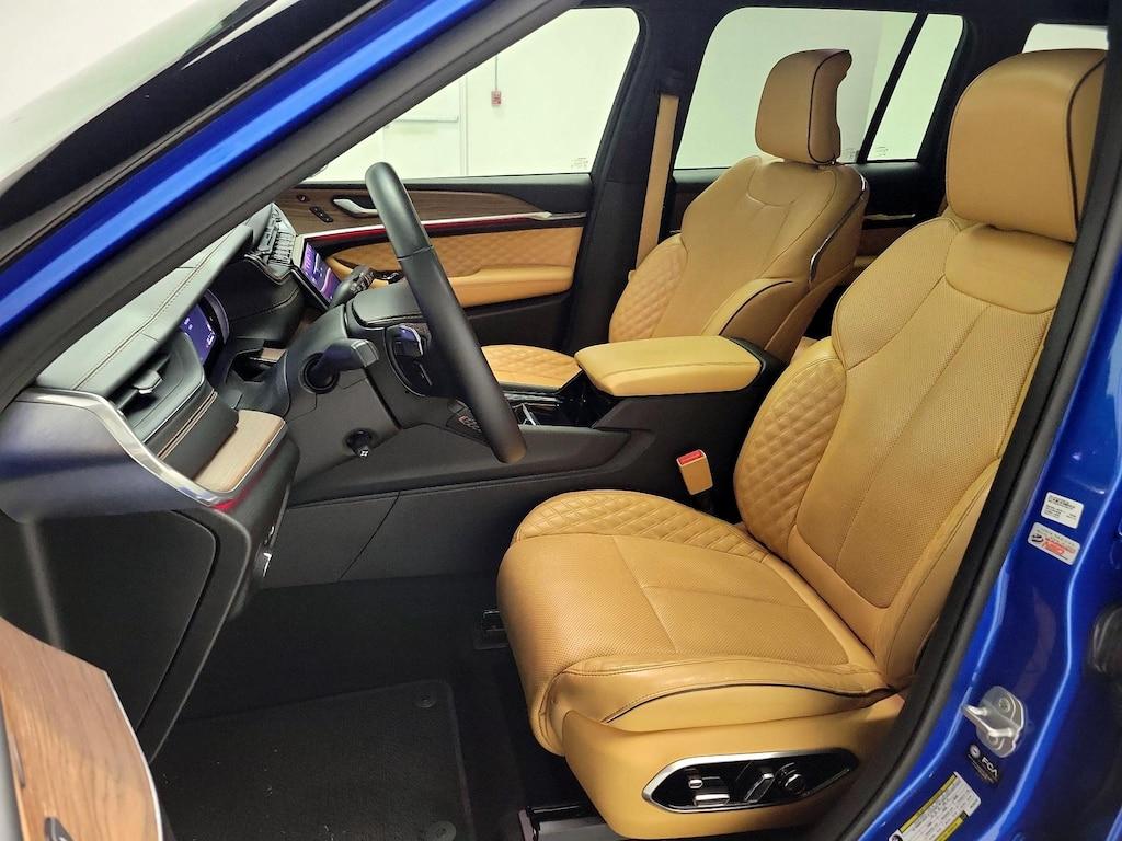 used 2023 Jeep Grand Cherokee car, priced at $45,998