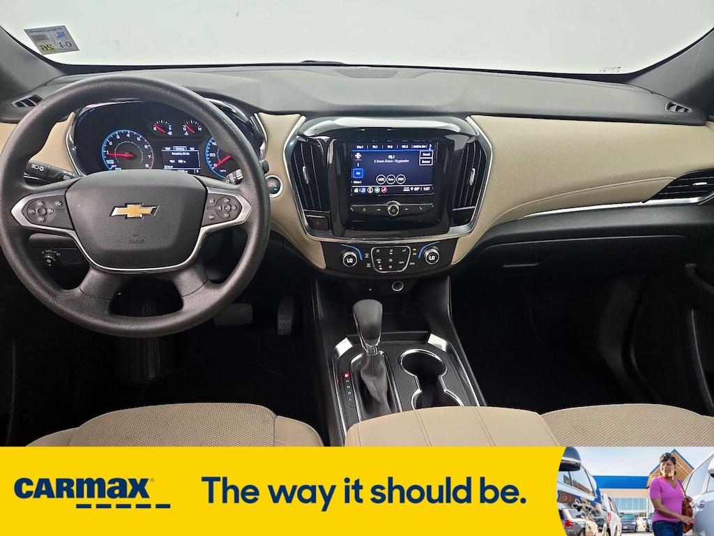 used 2023 Chevrolet Traverse car, priced at $29,998