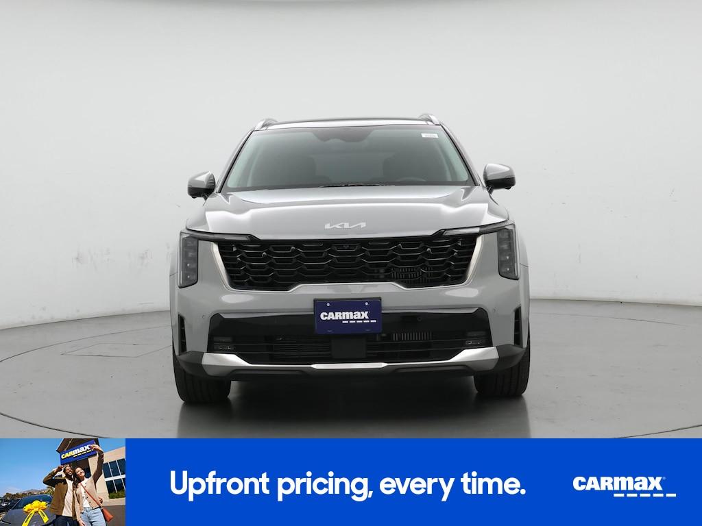 used 2025 Kia Sorento car, priced at $35,998