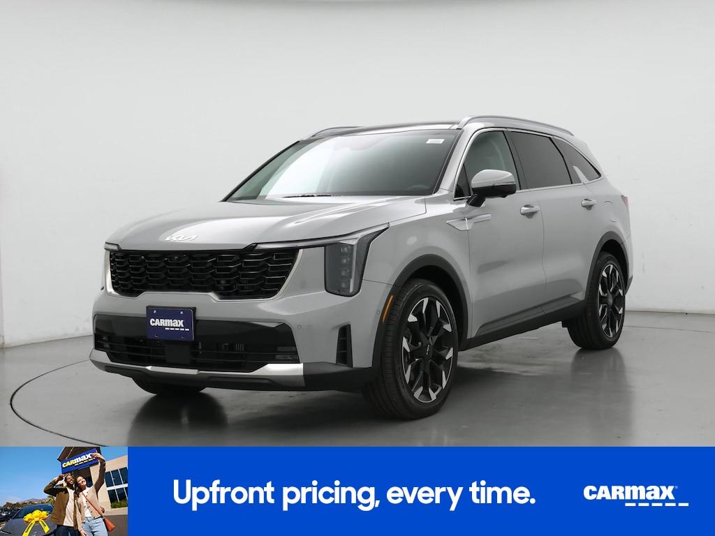 used 2025 Kia Sorento car, priced at $35,998