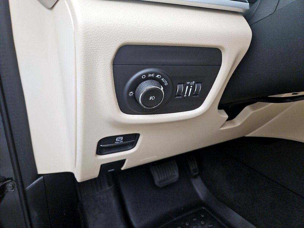 used 2022 Jeep Grand Cherokee car, priced at $29,998