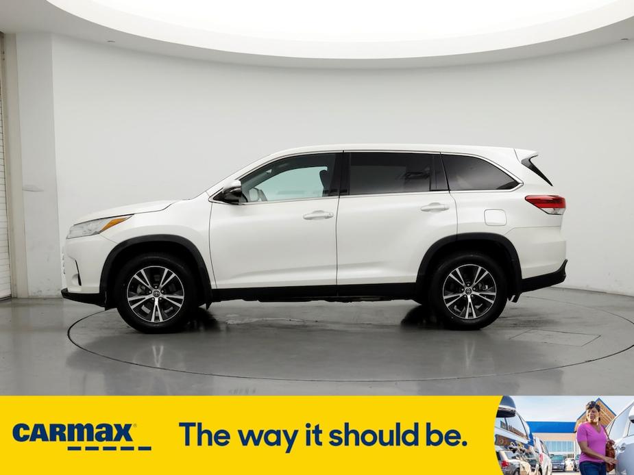 used 2019 Toyota Highlander car, priced at $27,998