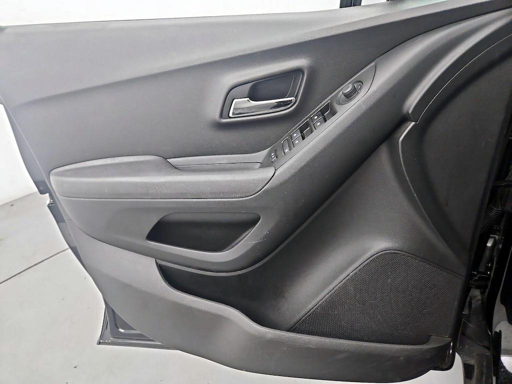 used 2020 Chevrolet Trax car, priced at $16,998