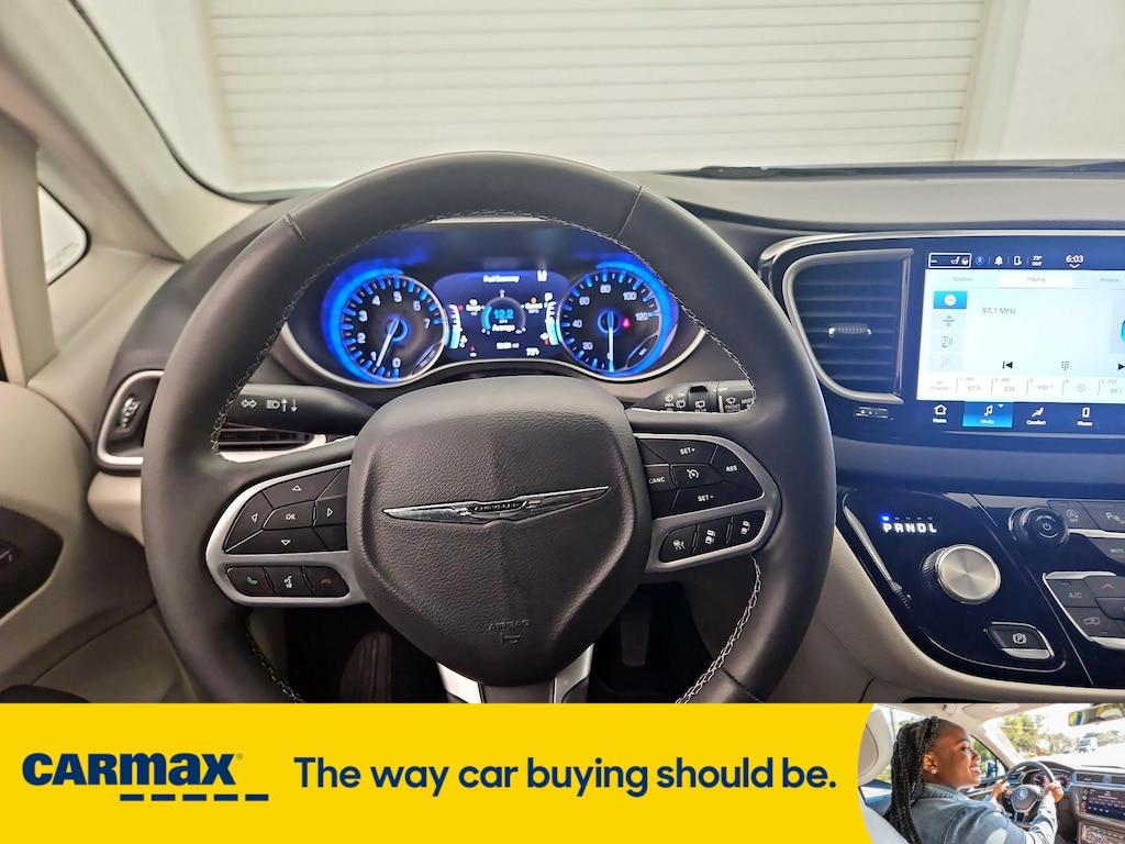 used 2023 Chrysler Pacifica car, priced at $24,998
