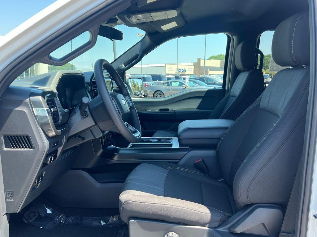 new 2025 Ford F-150 car, priced at $42,986