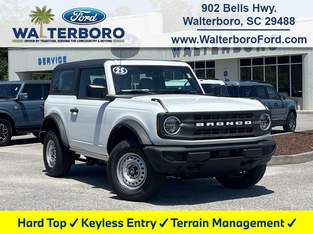 new 2025 Ford Bronco car, priced at $38,303