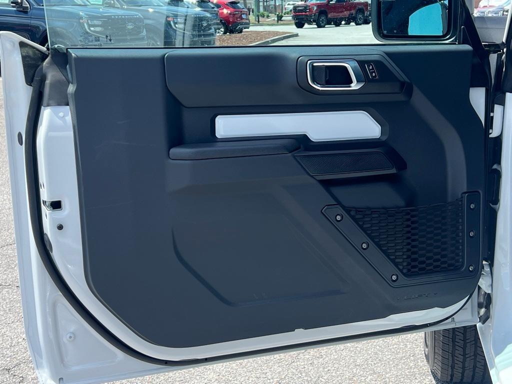 new 2025 Ford Bronco car, priced at $39,348