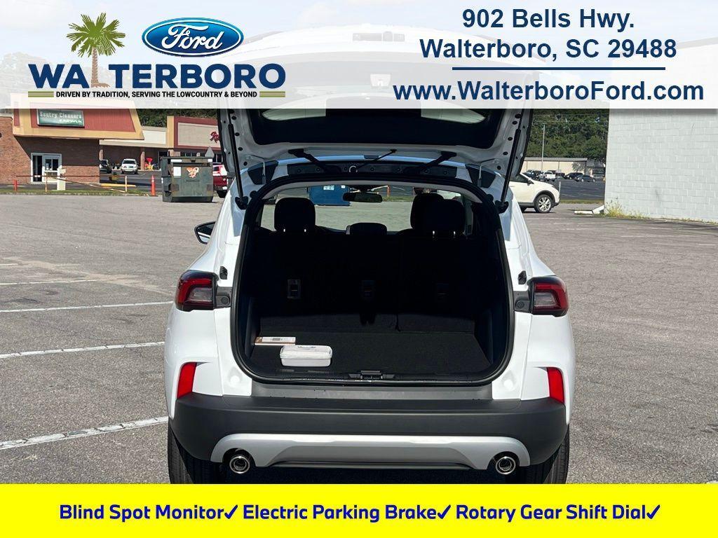 new 2025 Ford Escape car, priced at $25,925