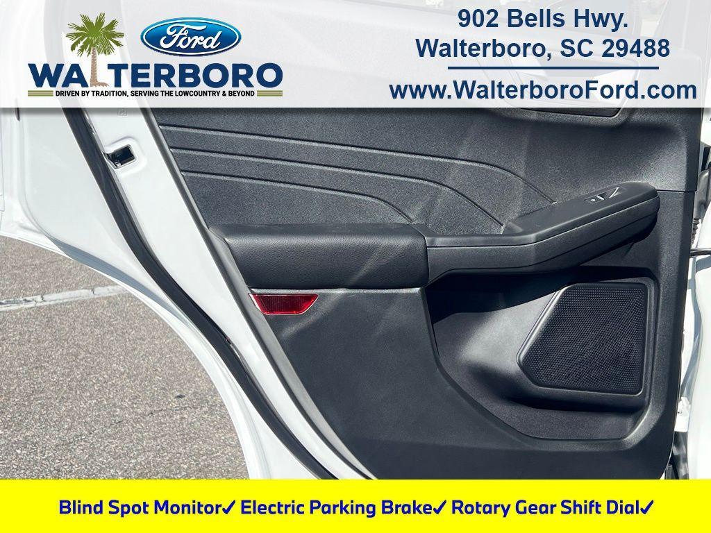 new 2025 Ford Escape car, priced at $25,925