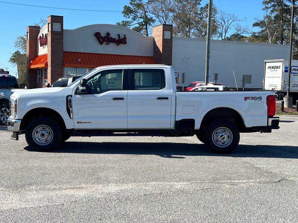 new 2025 Ford F-250 car, priced at $62,155