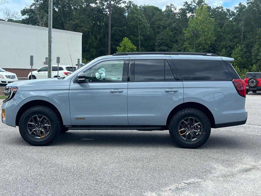 new 2025 Ford Expedition car, priced at $80,931