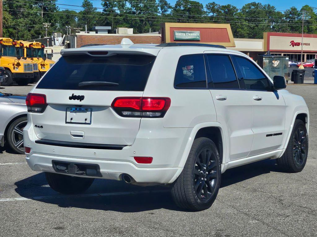 used 2018 Jeep Grand Cherokee car, priced at $14,813