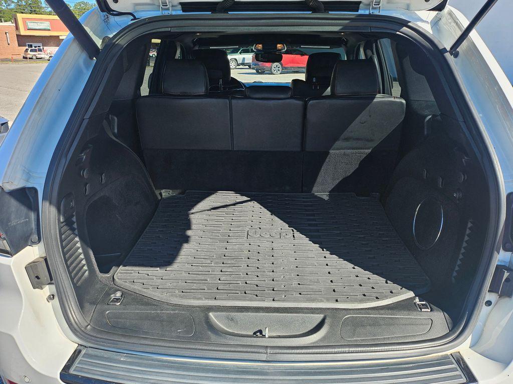 used 2018 Jeep Grand Cherokee car, priced at $14,813