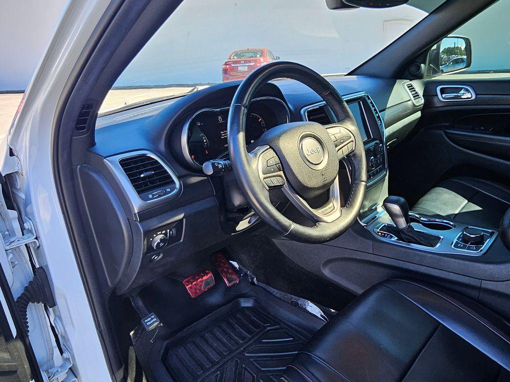 used 2018 Jeep Grand Cherokee car, priced at $14,813