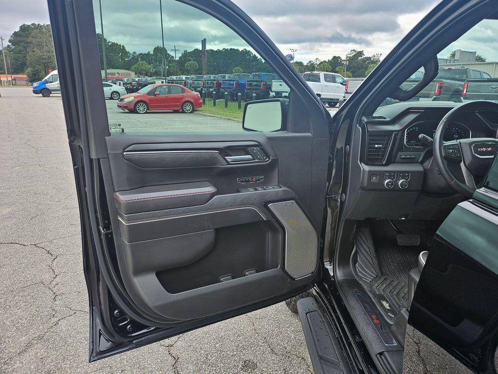 used 2023 GMC Sierra 1500 car, priced at $59,000