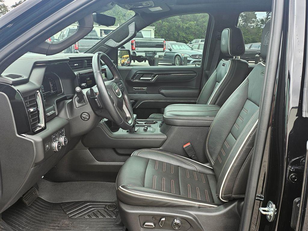 used 2023 GMC Sierra 1500 car, priced at $59,000