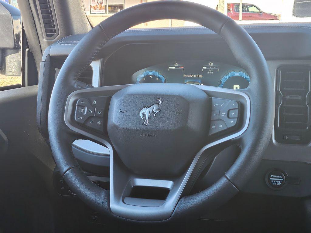 new 2025 Ford Bronco car, priced at $54,532