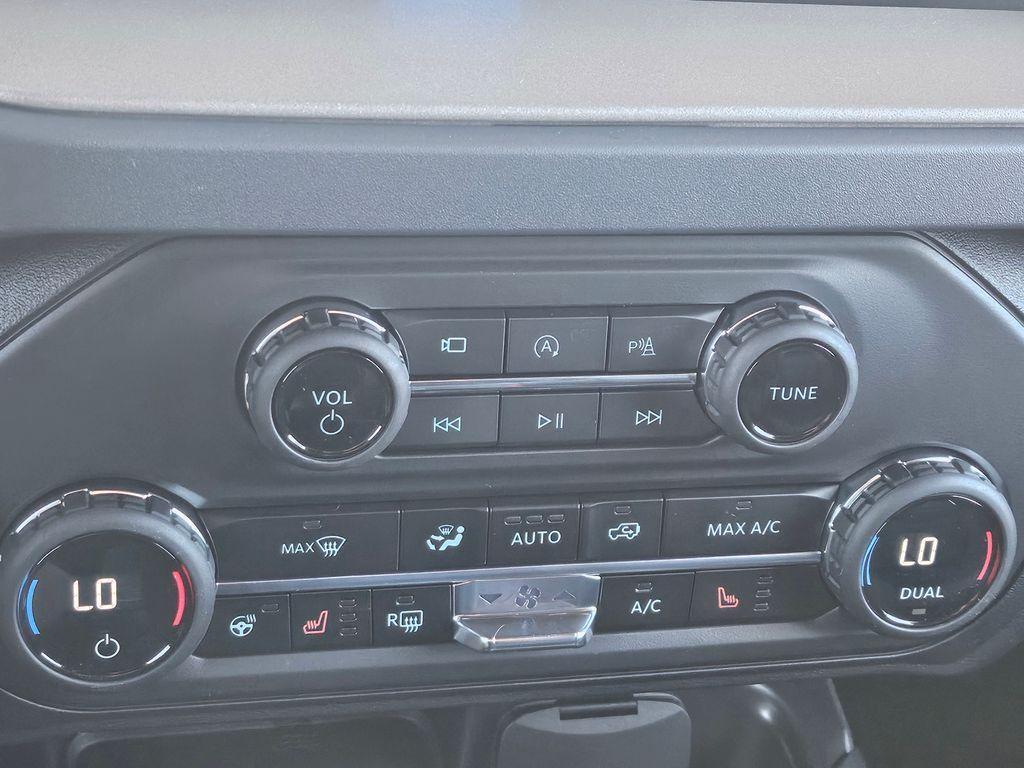 new 2025 Ford Bronco car, priced at $54,532