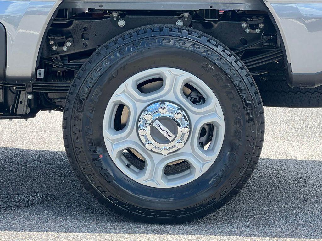 new 2025 Ford F-350 car, priced at $66,411