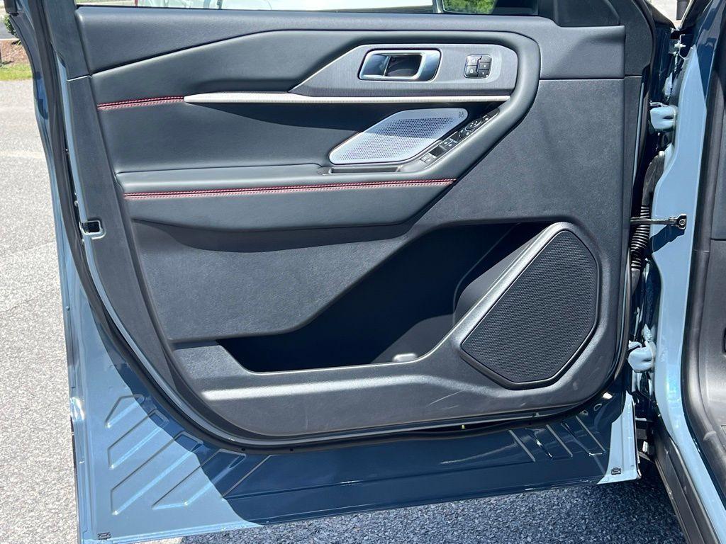 new 2025 Ford Explorer car, priced at $54,891