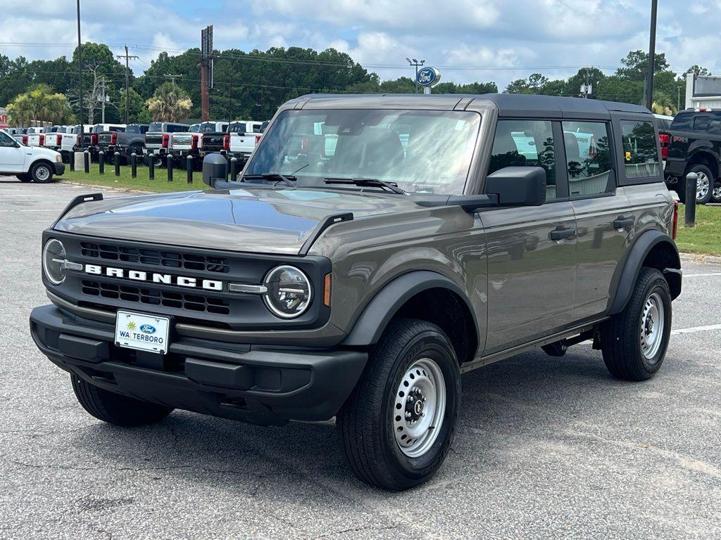 new 2025 Ford Bronco car, priced at $40,488