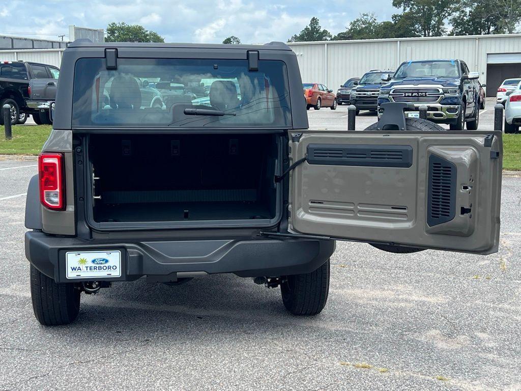 new 2025 Ford Bronco car, priced at $40,488