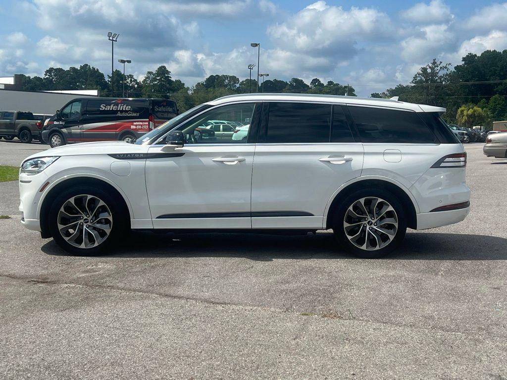 used 2022 Lincoln Aviator car, priced at $38,030
