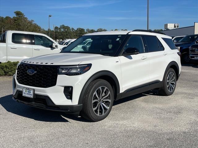 new 2025 Ford Explorer car, priced at $41,155