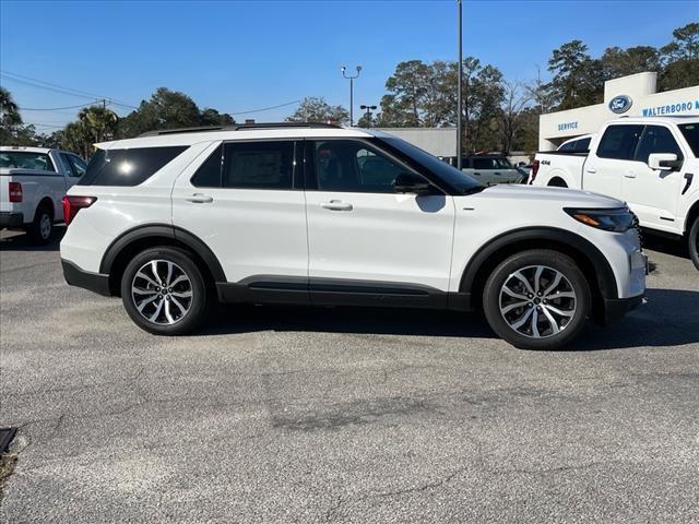 new 2025 Ford Explorer car, priced at $41,155