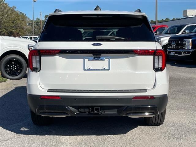 new 2025 Ford Explorer car, priced at $41,155