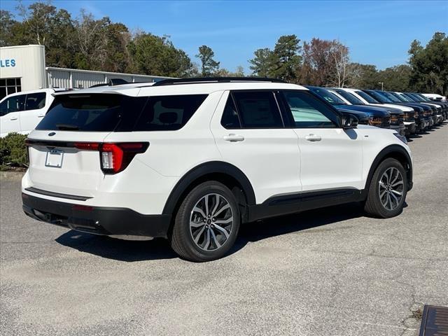 new 2025 Ford Explorer car, priced at $41,155