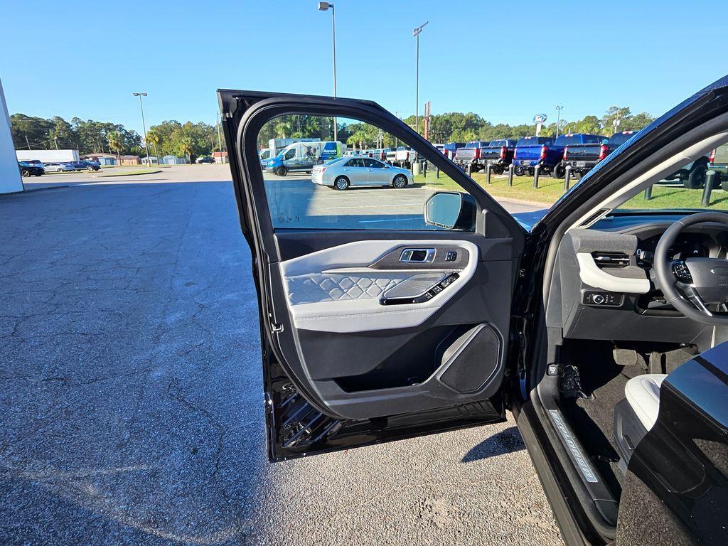 new 2025 Ford Explorer car, priced at $56,995