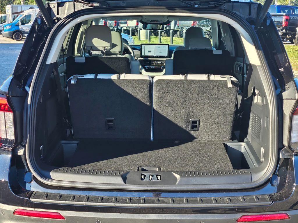 new 2025 Ford Explorer car, priced at $56,995