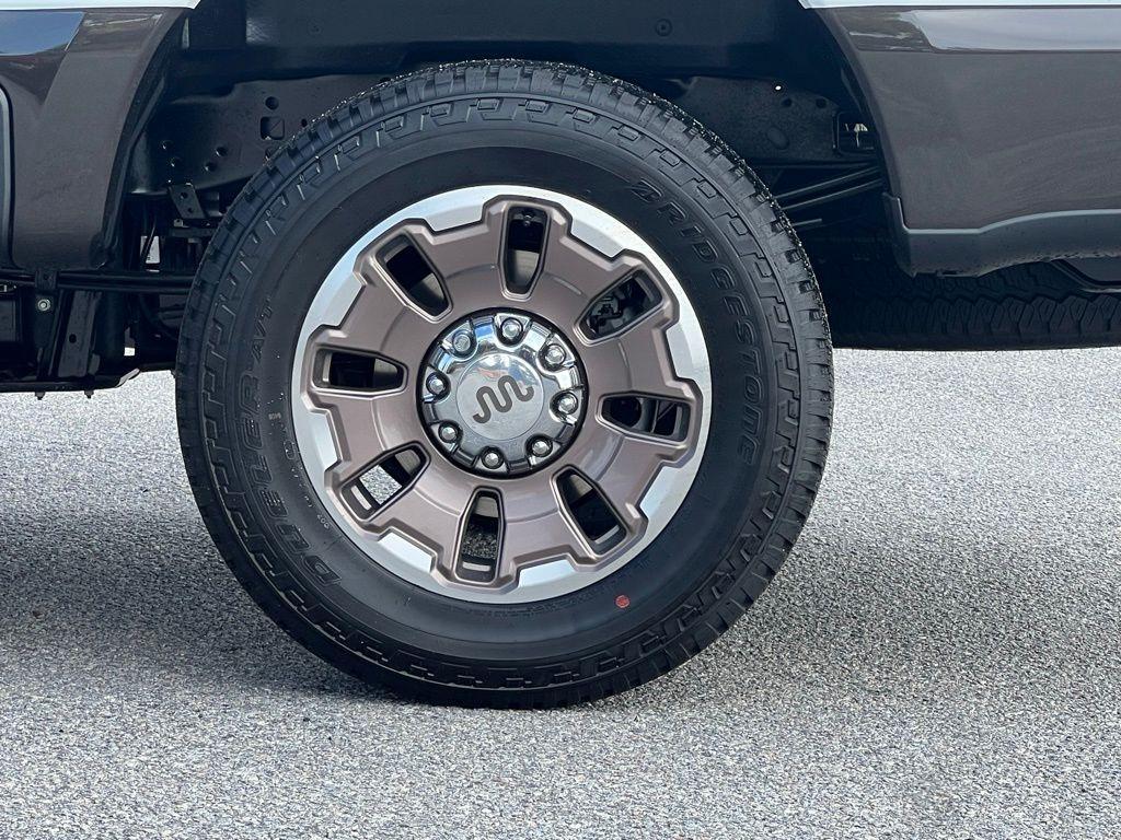 new 2025 Ford F-250 car, priced at $88,957