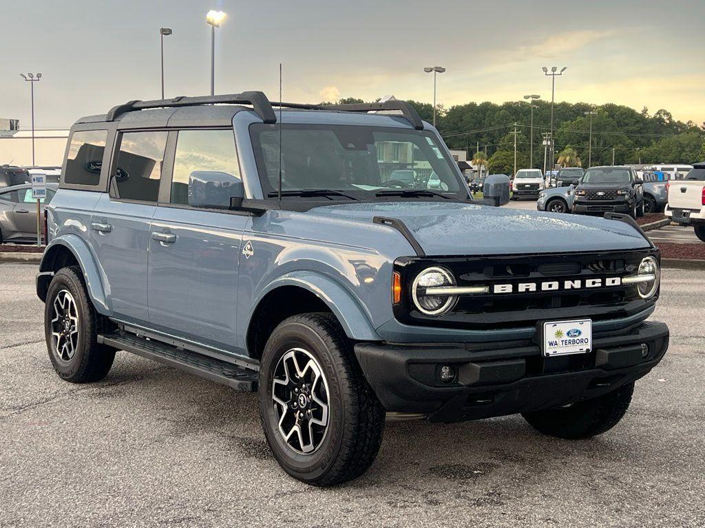 used 2024 Ford Bronco car, priced at $45,910
