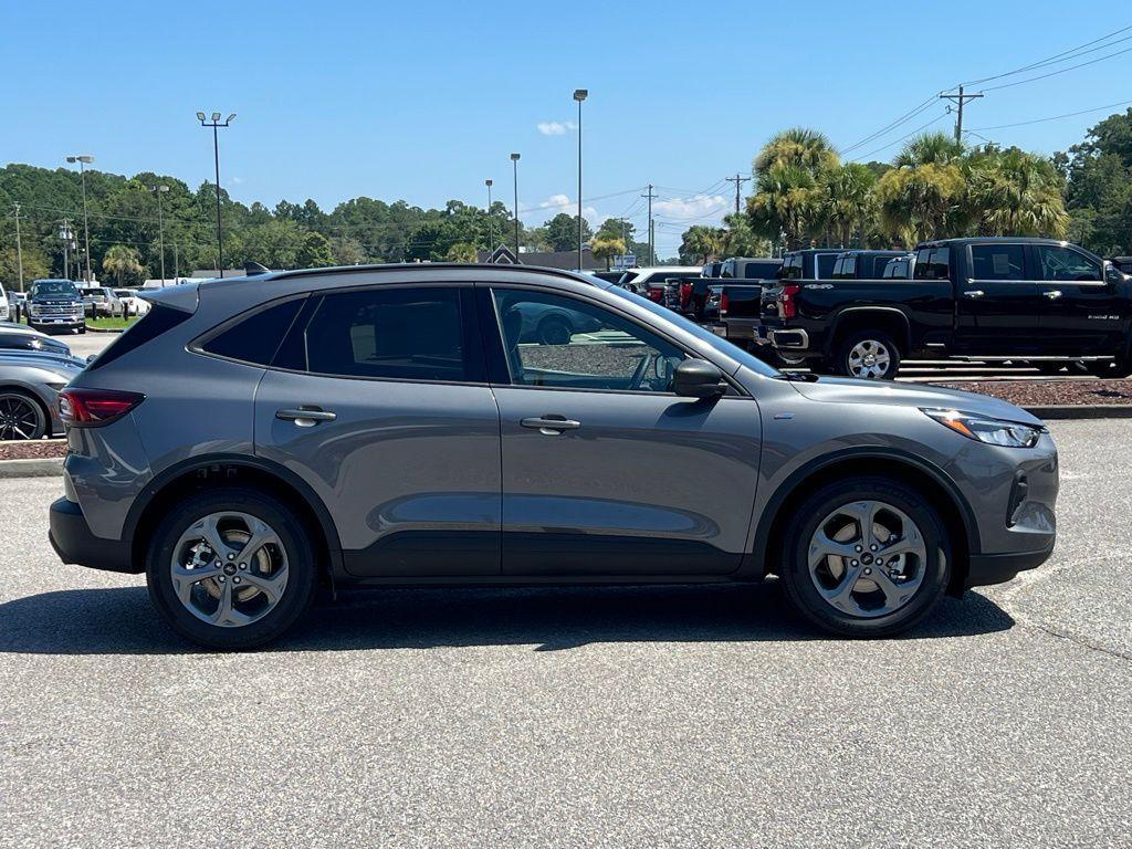 new 2025 Ford Escape car, priced at $29,021