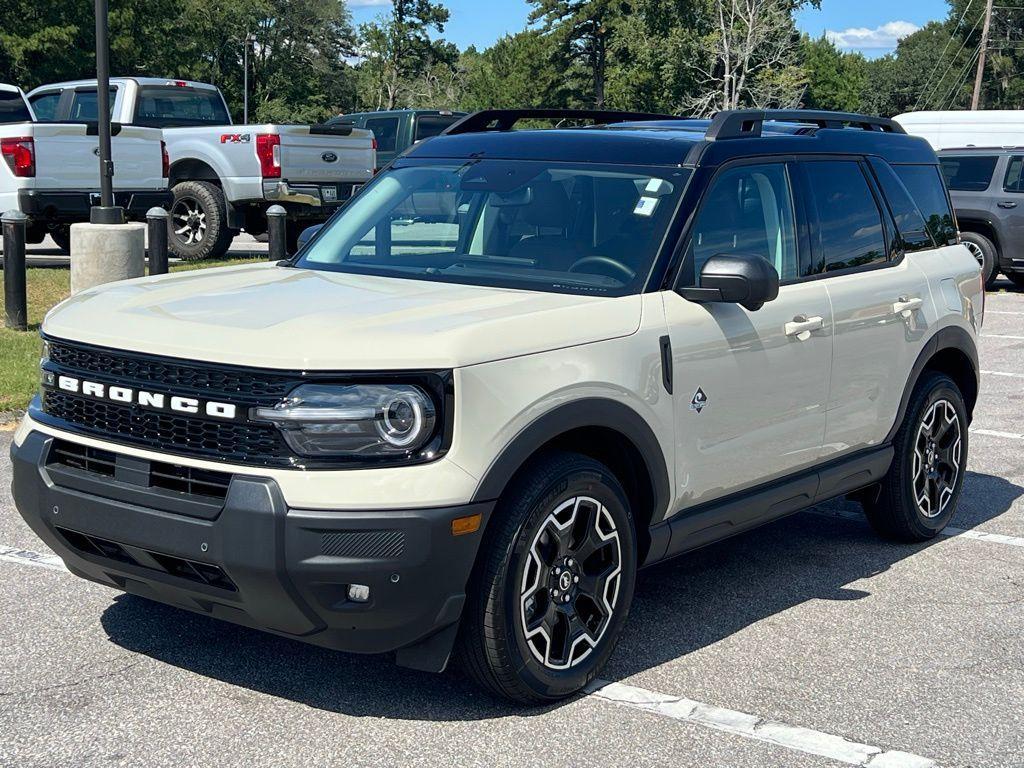 new 2025 Ford Bronco Sport car, priced at $38,834