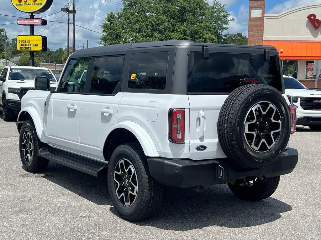 new 2025 Ford Bronco car, priced at $49,537