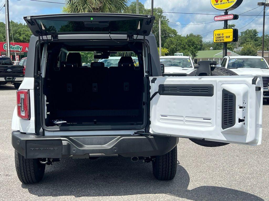 new 2025 Ford Bronco car, priced at $49,537