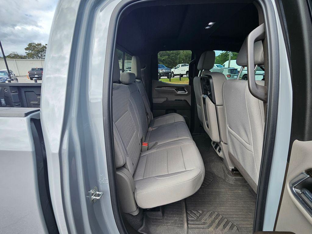 used 2024 Chevrolet Silverado 1500 car, priced at $39,997