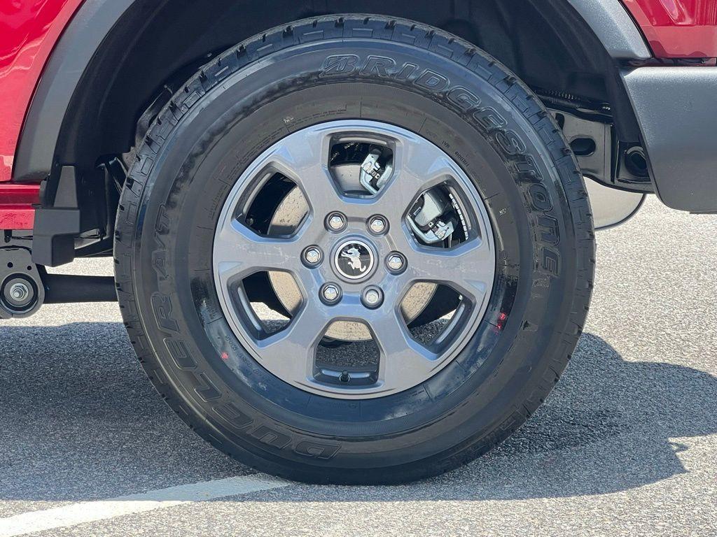 new 2025 Ford Bronco car, priced at $44,638