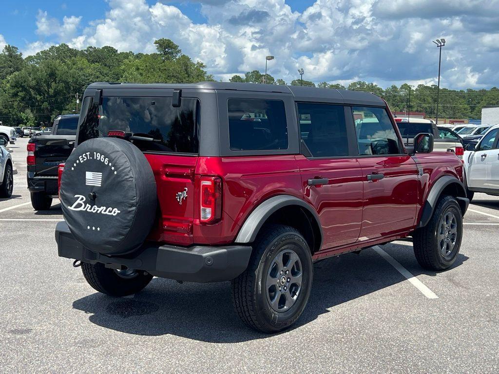 new 2025 Ford Bronco car, priced at $44,638