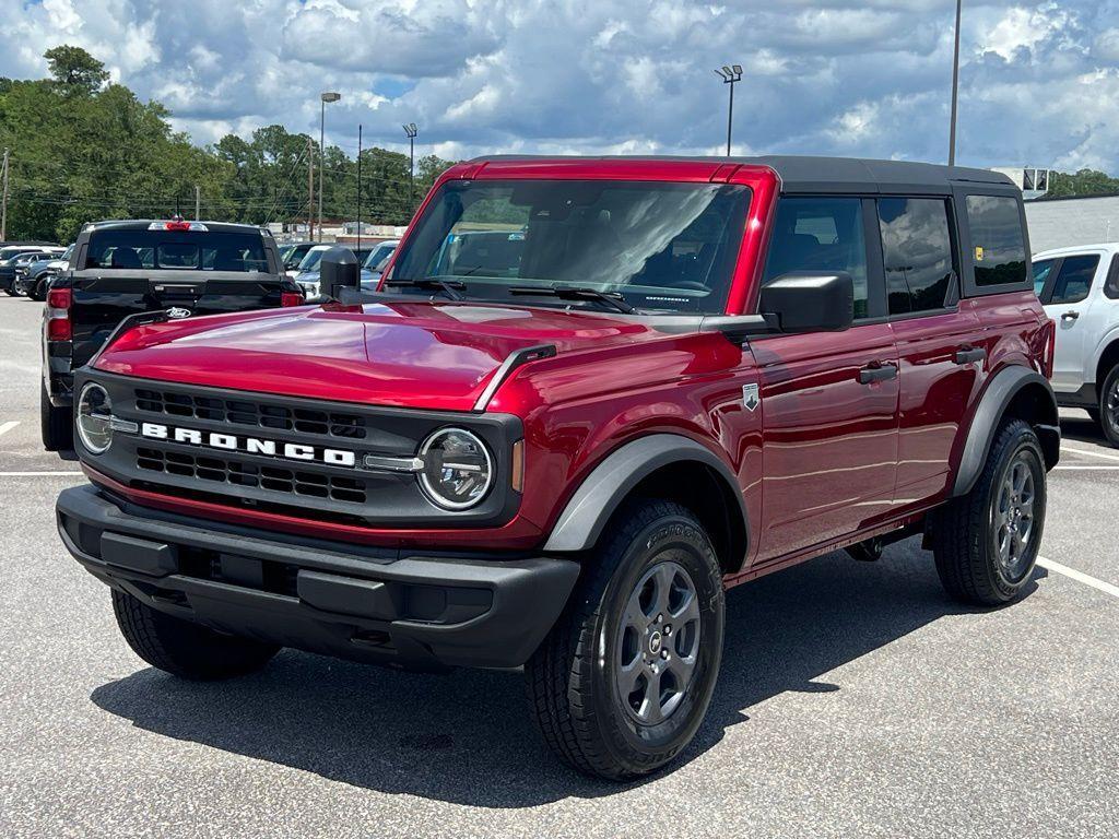 new 2025 Ford Bronco car, priced at $44,638