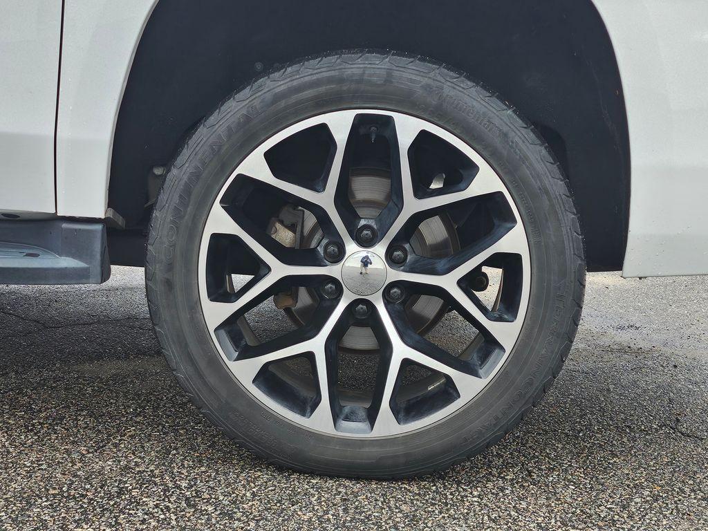 used 2019 Chevrolet Suburban car, priced at $23,789